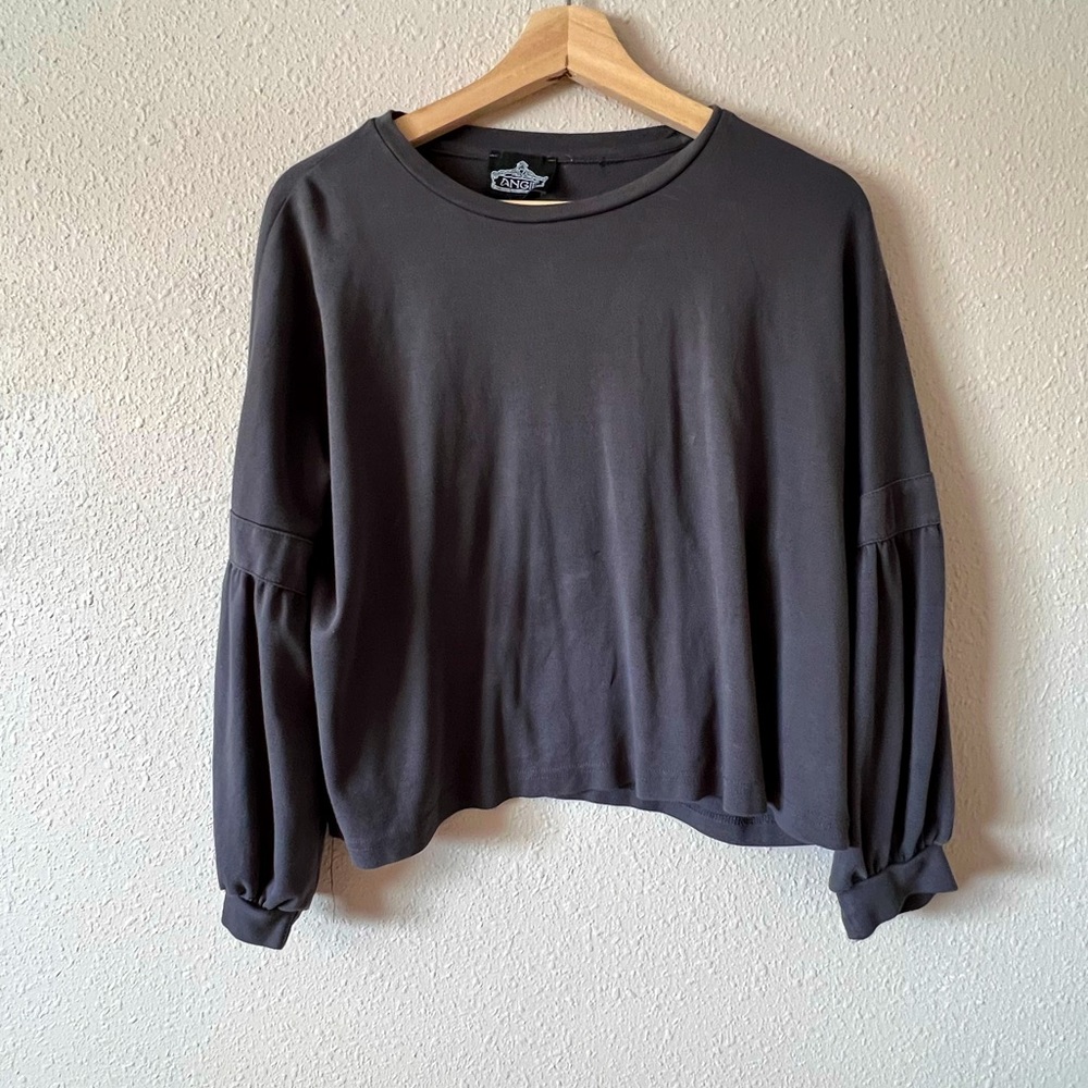 Boutique long sleeve puffy sleeve